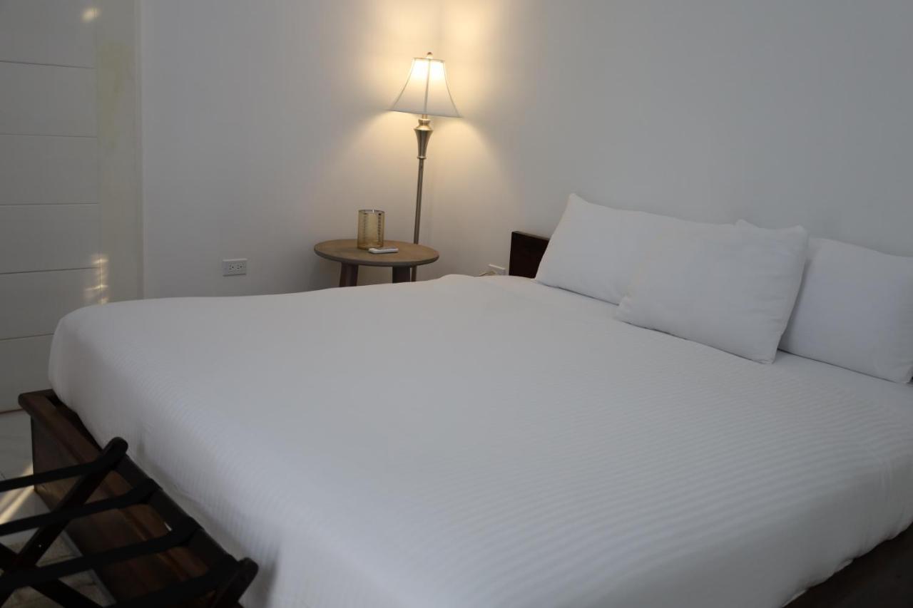The Ellysian Boutique Hotel Placencia Zewnętrze zdjęcie